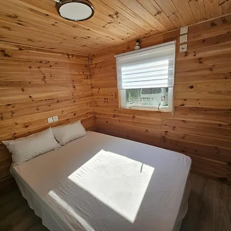 Camping Rosa Mobilhome De Motllo Prats-de-Mollo-la-Preste